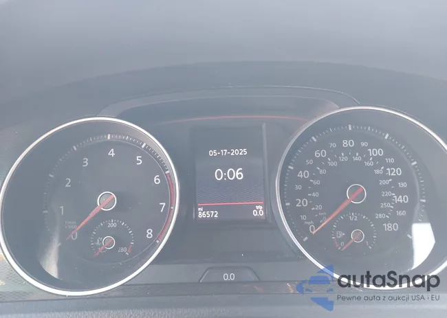 3VW547AU2HM002987: 42318859