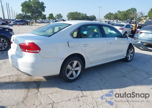 1VWBP7A31CC085002: 42318915