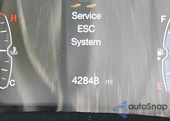 3C4NJDBB0JT454598: 42318972