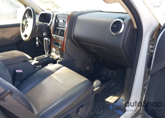 1FMEU74E68UA27261: 42319092