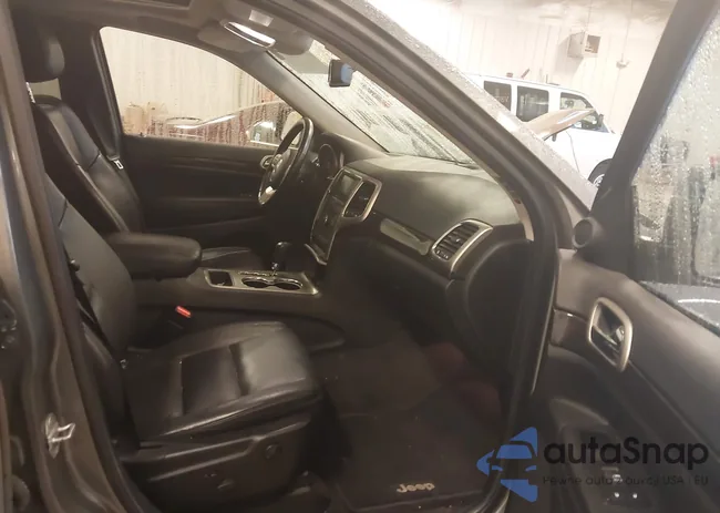 1C4RJFAG8CC132199: 42319177