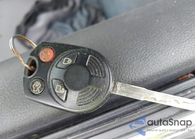 1FMCU9GD6HUC44525: 42320276