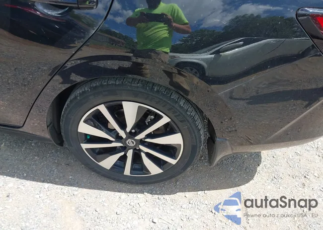 3N1AB8CV6NY282911: 42320611