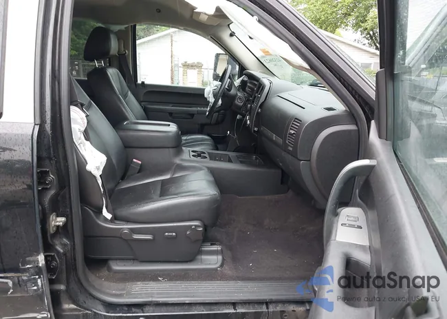 1GCPKSE73CF210488: 42320623