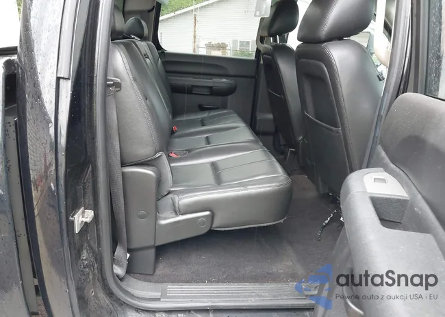 1GCPKSE73CF210488: 42320623