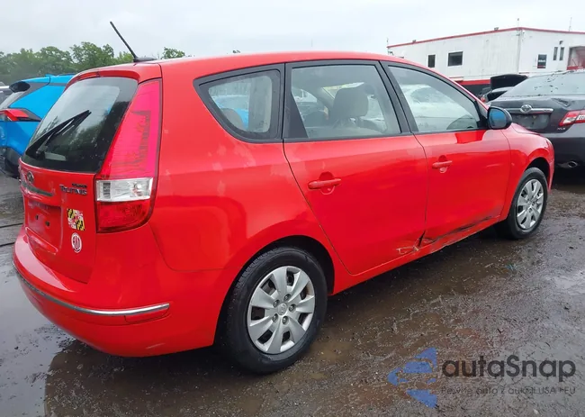 KMHDB8AE3BU088568: 42320631