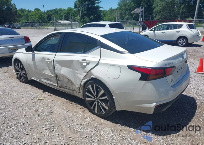 1N4BL4CV3KC167698: 42320705