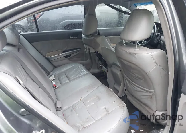 1HGCP26808A091621: 42320745