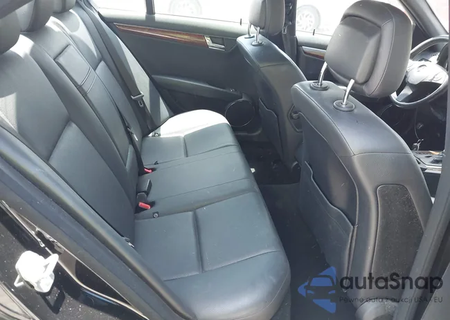 WDDGF5EB1AR100132: 42319817