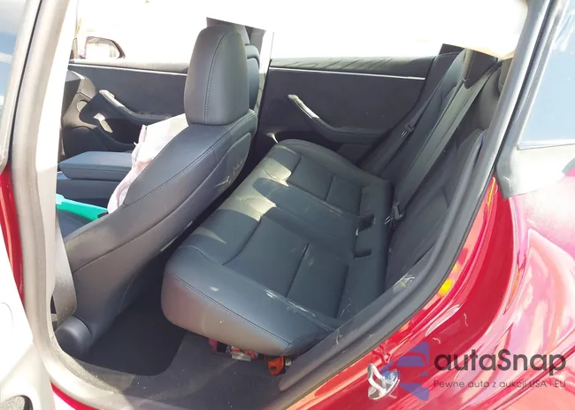 5YJ3E1EB1RF768695: 42319841