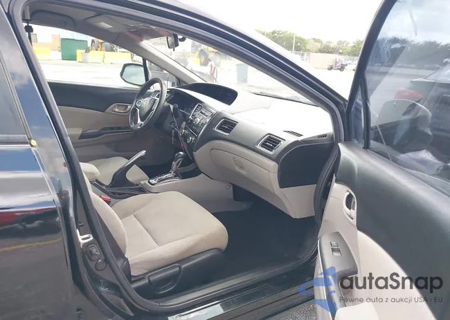 19XFB2F55DE205006: 42319899