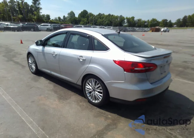 1FADP3J26JL280723: 42319900