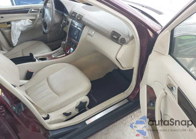 WDBRF92H26F777846: 42320023