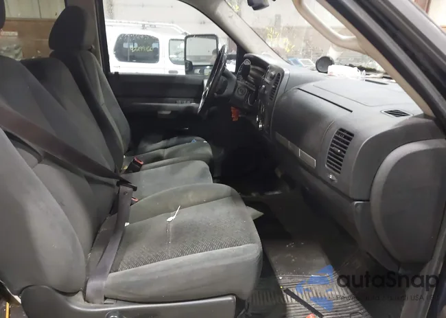 1GCHK23698F158290: 42321323