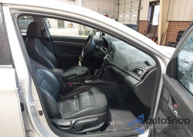 5NPD84LF3HH056773: 42321588