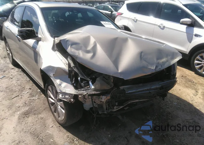 1HGCR2F80DA242753: 42321643