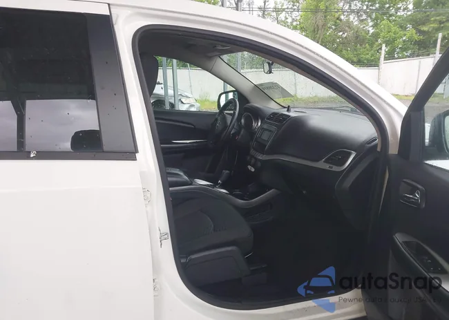 3C4PDCAB8HT608108: 42320810