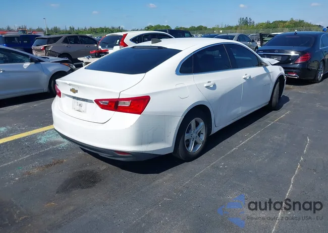 1G1ZB5ST5LF117072: 42321025