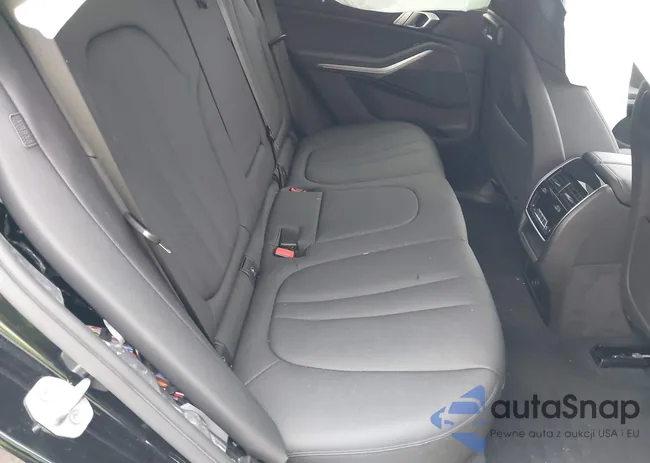 5UXCR6C09M9E72265: 42321090