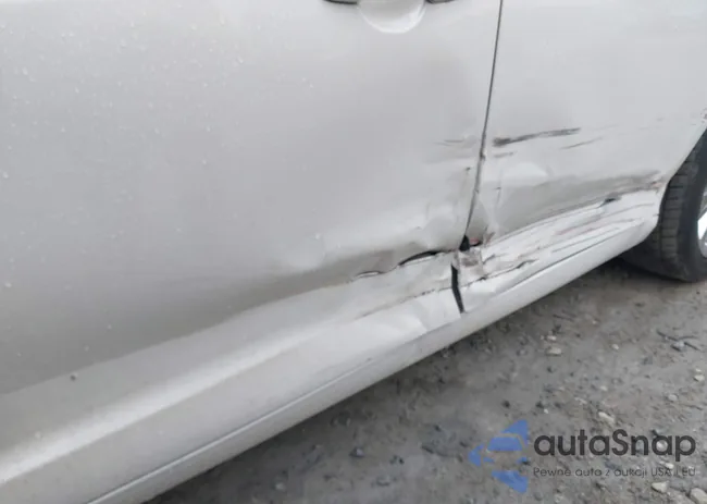 3LNHL2GC7CR803331: 42321095