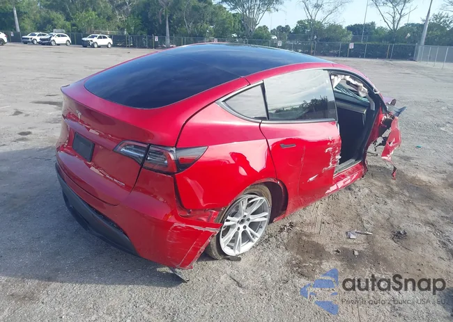 5YJYGAEE3MF184396: 42321116