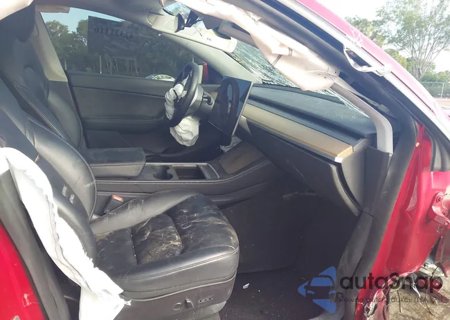 5YJYGAEE3MF184396: 42321116