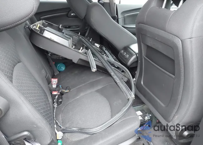 1GNKVGED9BJ414428: 42321168