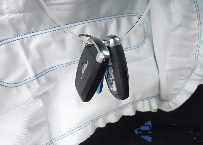 1FATP8UH4M5122897: 42322341