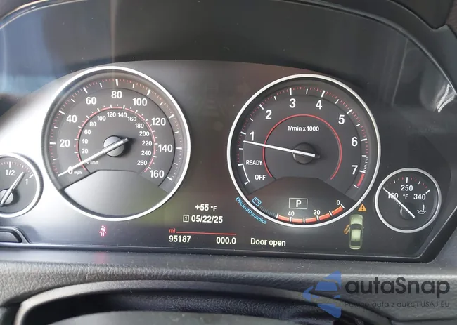 WBA3B3C55FF548059: 42322475