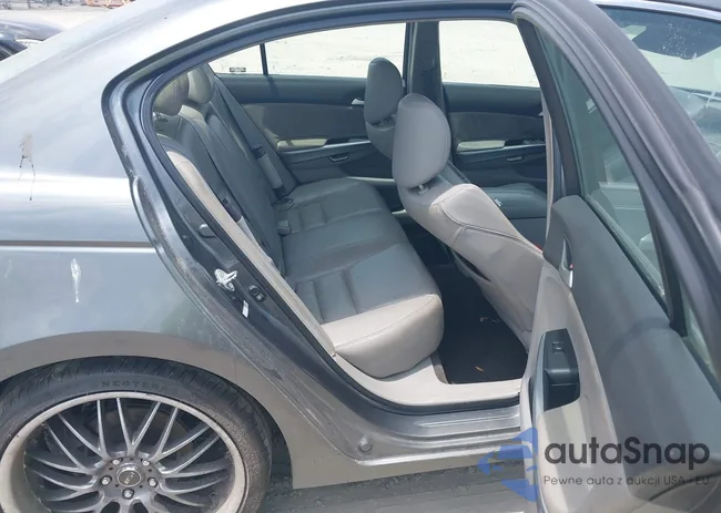 1HGCP26809A085819: 42321782