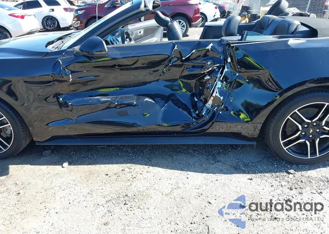 1FATP8UH6J5111444: 42321788