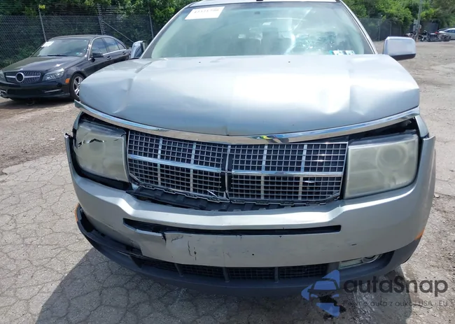 2LMDU68C77BJ15873: 42321790