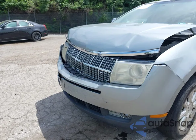 2LMDU68C77BJ15873: 42321790