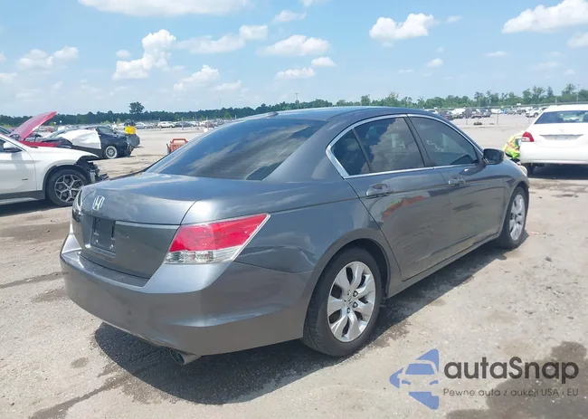 1HGCP2F87AA072599: 42321807