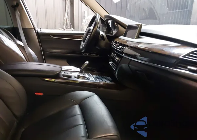 5UXKS4C56F0N07168: 42321852