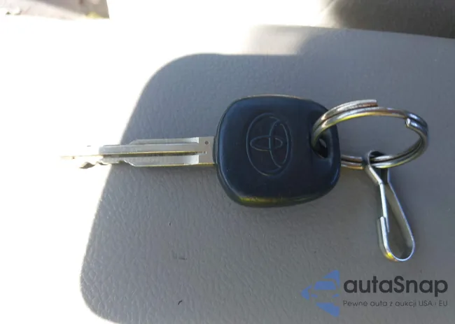 2T1BU4EE3AC366406: 42321880