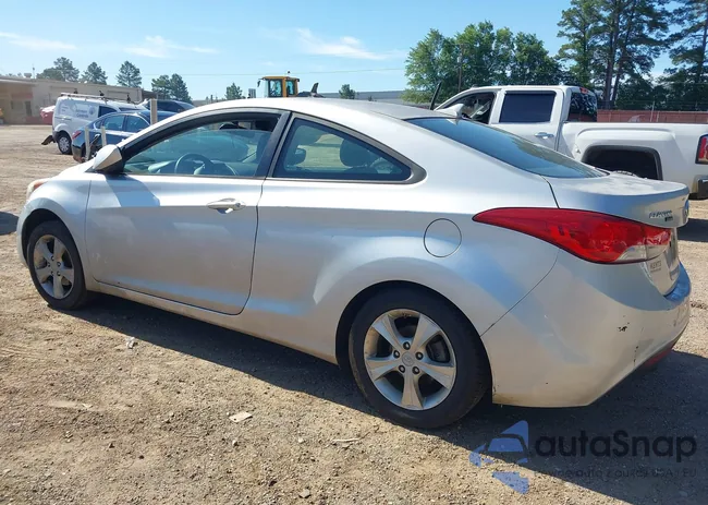 KMHDH6AEXDU016997: 42321923