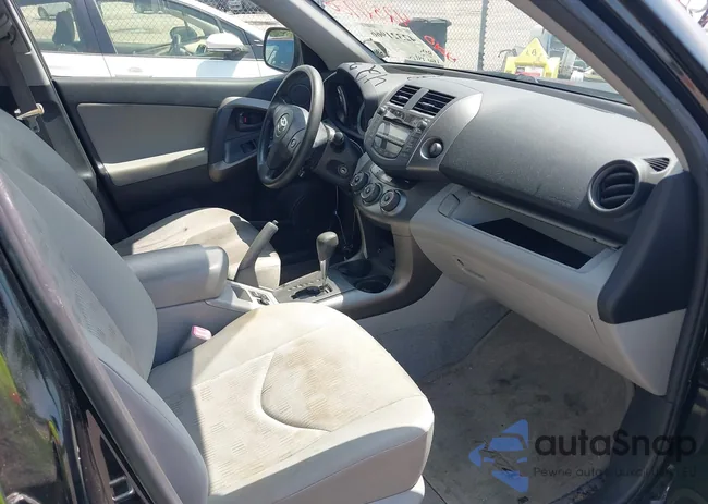 JTMZF4DV2AD020229: 42321966