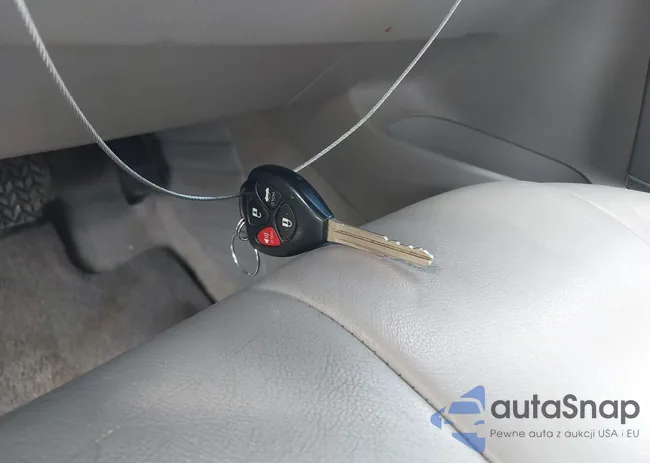 4T1BF3EK3BU195263: 42321990