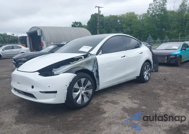 5YJYGDEE8MF085574: 42322001