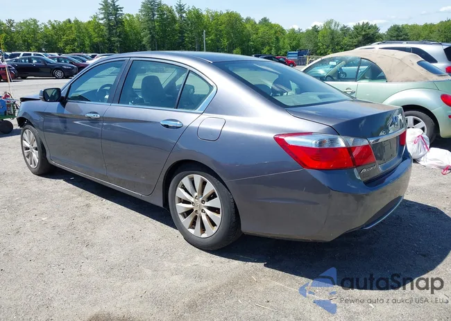 1HGCR2F75DA031331: 42323205