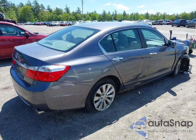 1HGCR2F75DA031331: 42323205