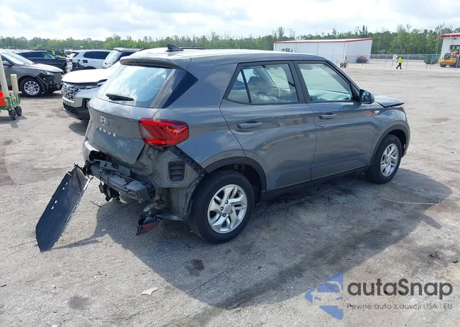 KMHRB8A35NU163456: 42323261