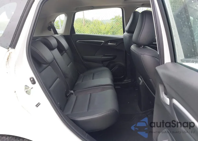 3HGGK5H09JM706992: 42323298