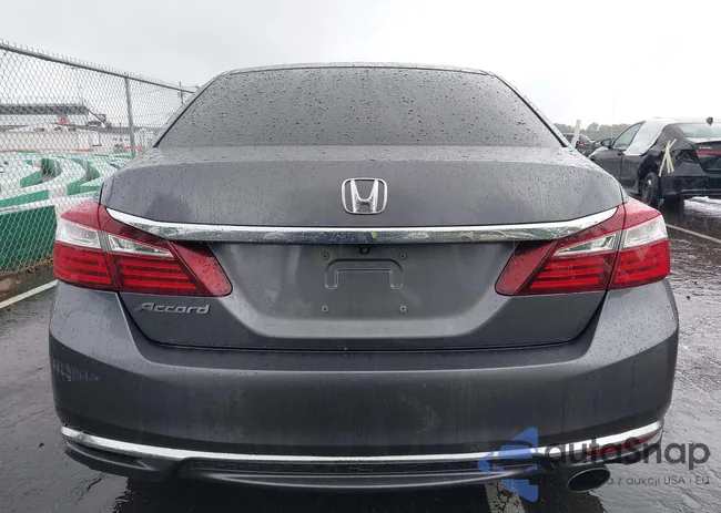 1HGCR2F39GA183615: 42323372