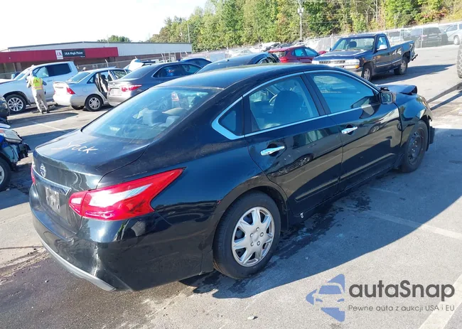 1N4AL3AP3GN322675: 42323626