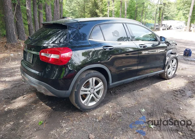 WDCTG4EB0HJ340971: 42322870