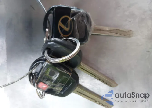 JT6HT00W9W0007768: 42322883