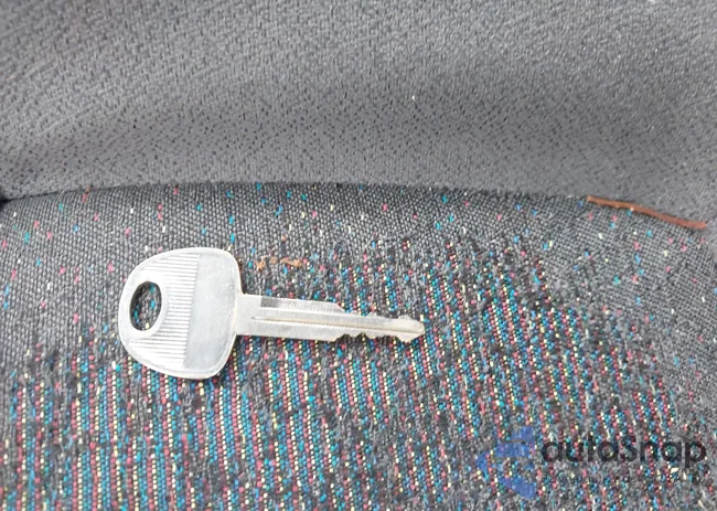 KMHCF35G7YU015260: 42322886