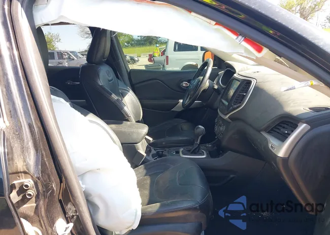 1C4PJMJS1HW645039: 42322935